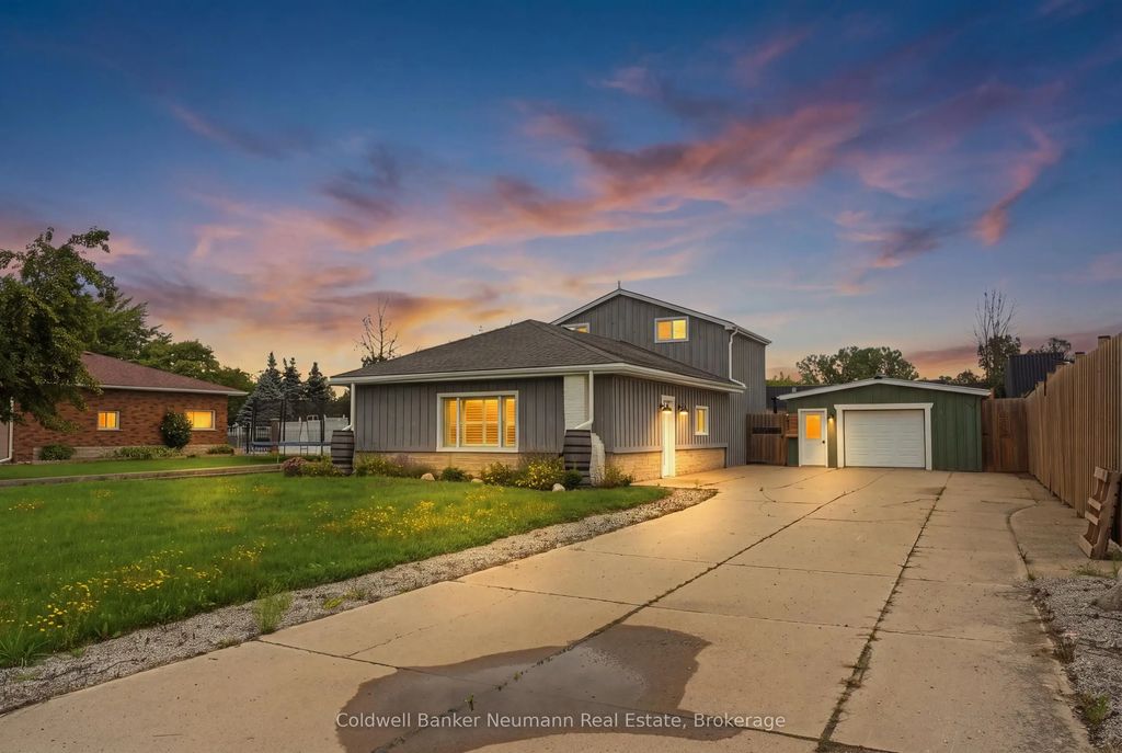 3963 Road 111 N/a, Perth East