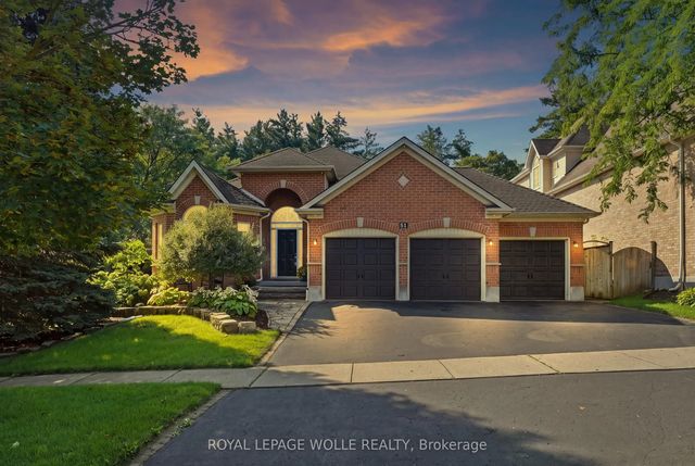 51 Autumn Ridge Trail, Kitchener