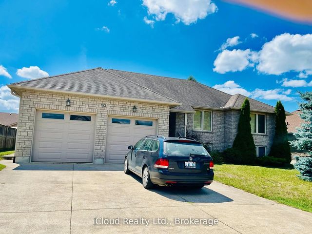 782 Brentwood Drive, Saugeen Shores
