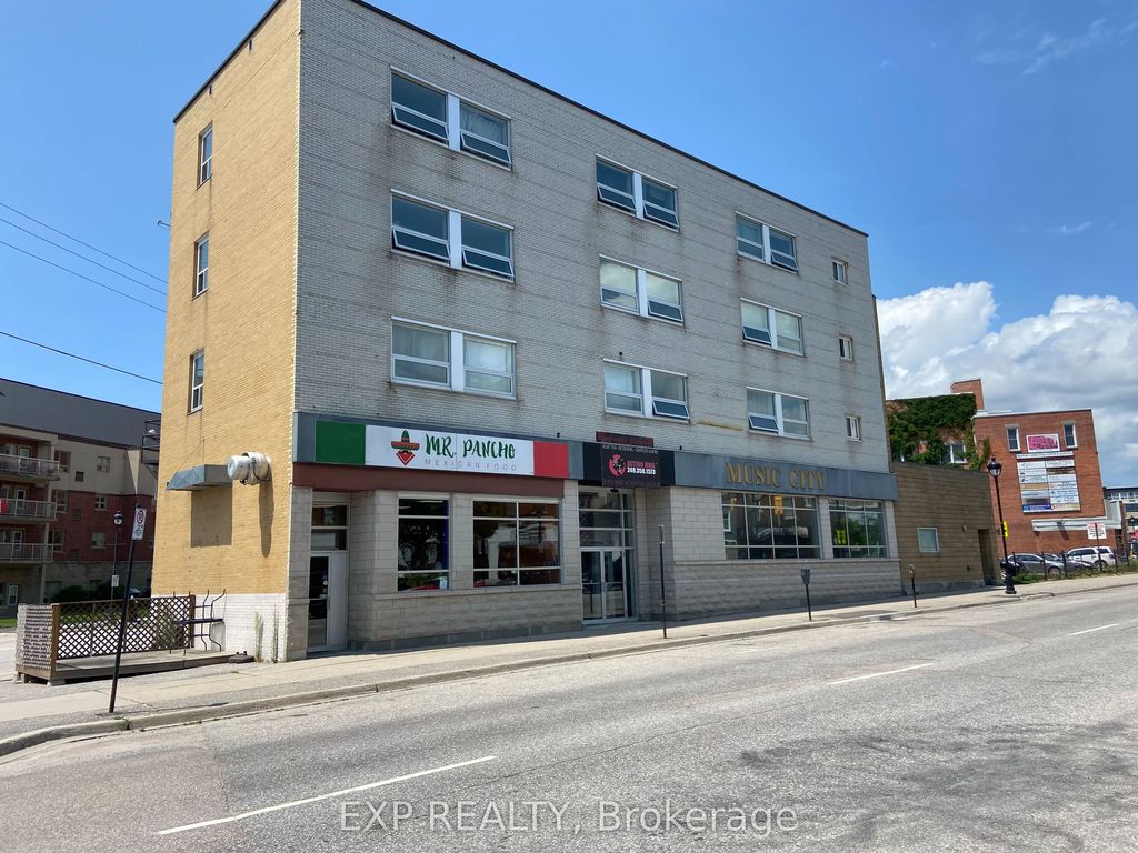 221 Algonquin Avenue, North Bay