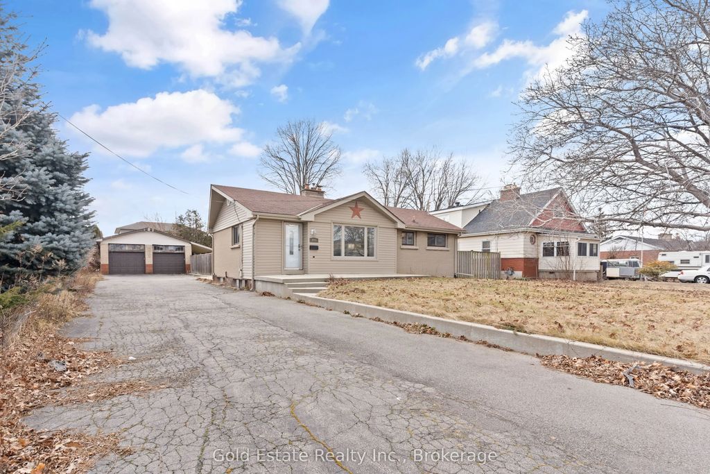 298 Barton Street, Hamilton
