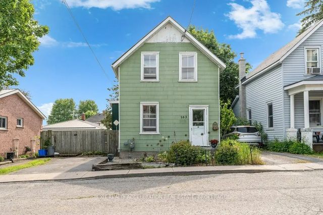 163 Green Street, Deseronto