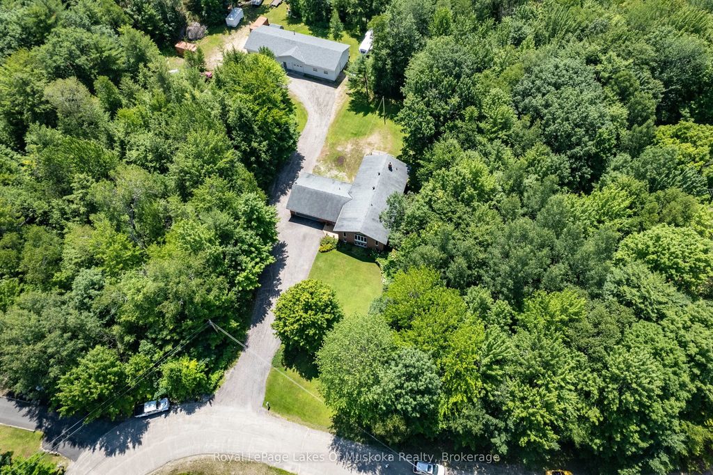 1020 Amelia Crescent, Gravenhurst
