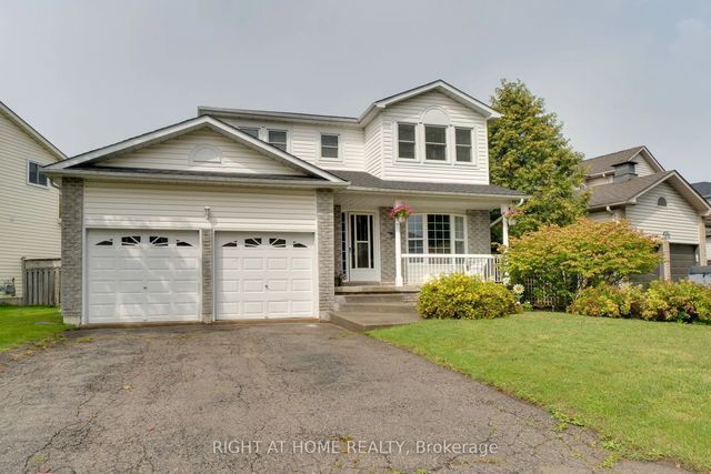 234 Philip Court W, Centre Wellington