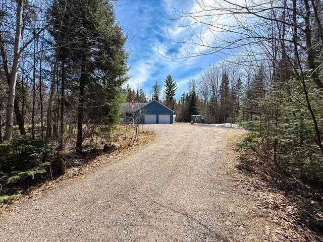 1819 Machar Strong Boundary Road W, Strong