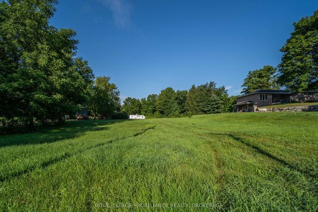 126 Haskins Point Road, Leeds and the Thousand Islands