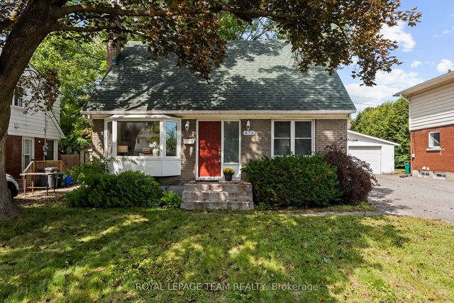 873 Smyth Road, Elmvale Acres and Area