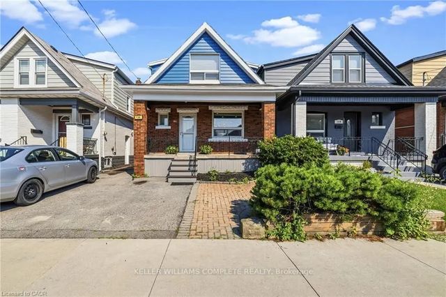 138 Cameron Avenue N, Hamilton