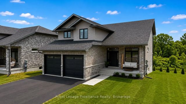 55 Lanark Drive, Belleville
