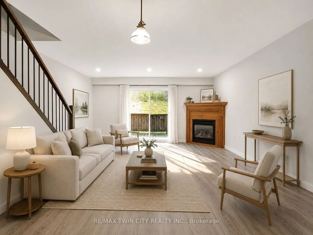 162 Jansen Avenue 25, Kitchener