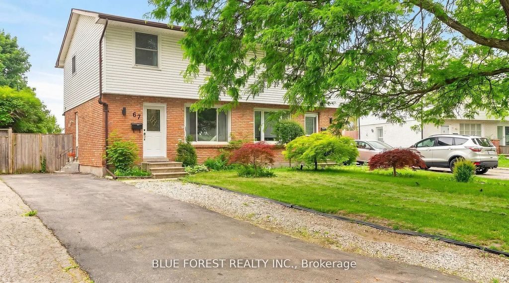 67 Breckenridge Crescent S, London South
