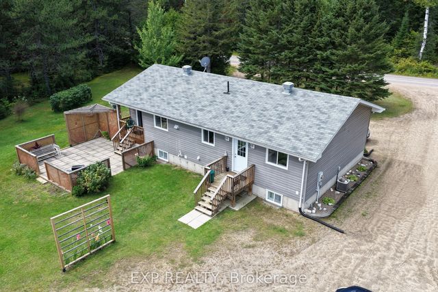 716 Cybulski Road, Madawaska Valley