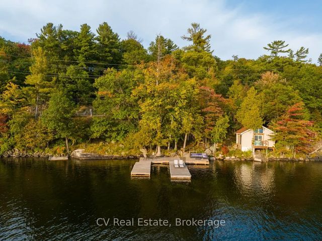 1356 & 1357 Peninsula Road, Muskoka Lakes