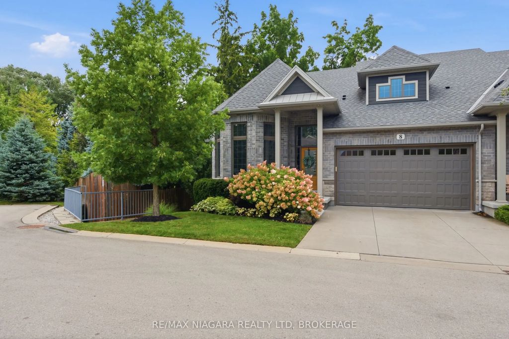6 Tanner Circle 8, St. Catharines