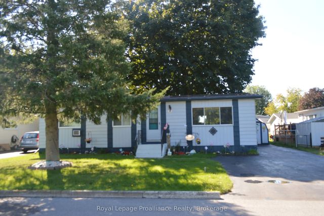 17 Warbler Lane, Quinte West