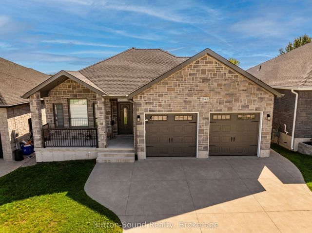 2545 9th Avenue E, Owen Sound