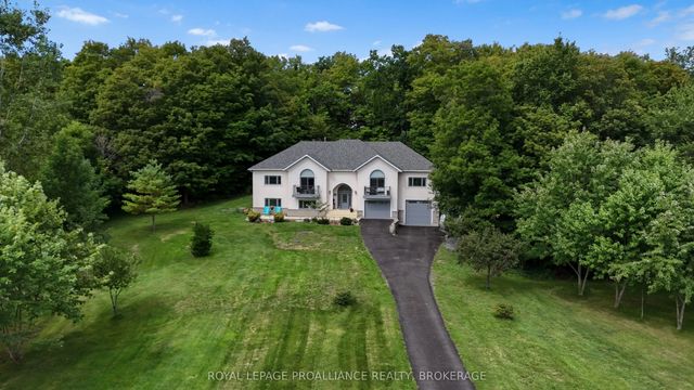 27 Collins Drive, Frontenac