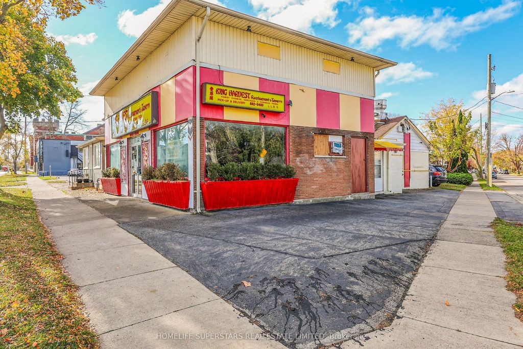 99 Lake Street E, St. Catharines