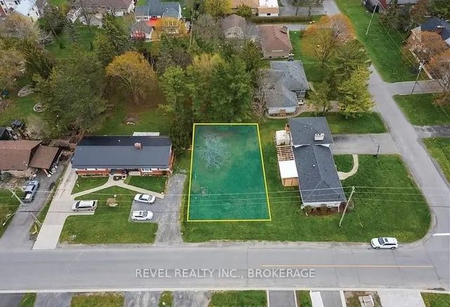 5 Manitou Crescent, Loyalist