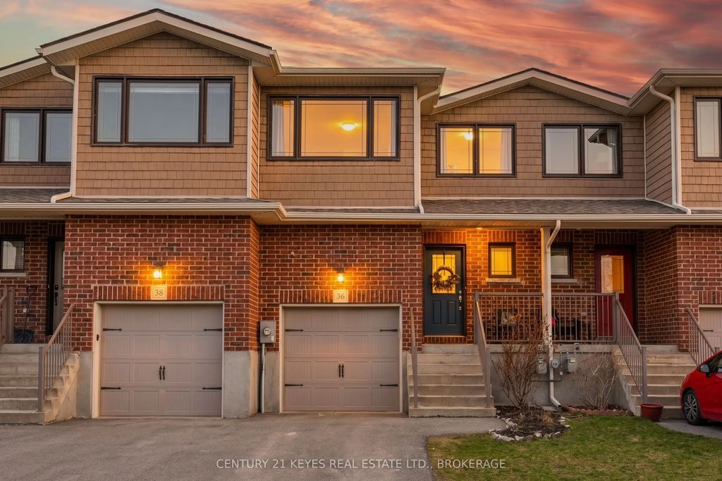 36 Amherst Drive, Loyalist