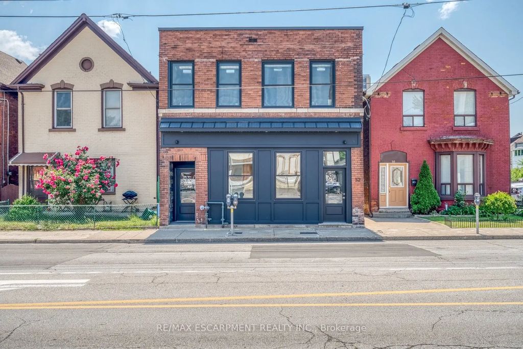 52 Barton Street E, Hamilton