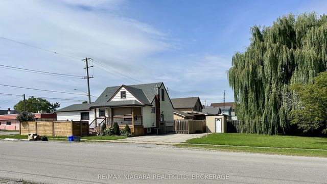 130 Killaly Street E, Port Colborne