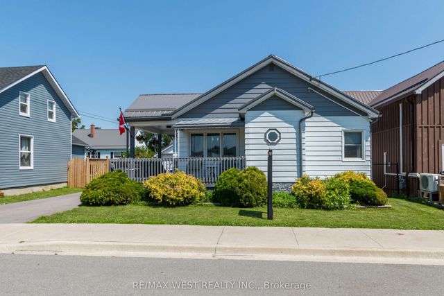 4 George Street, Quinte West
