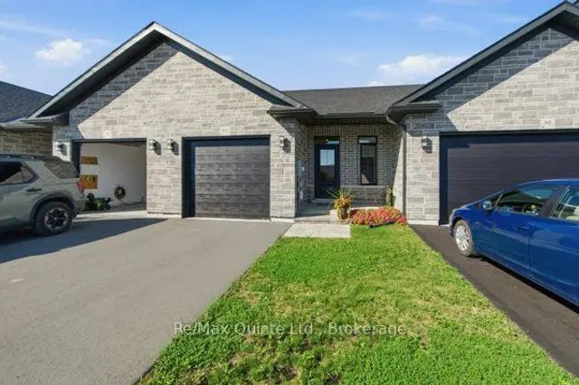 94 Raycroft Drive, Belleville