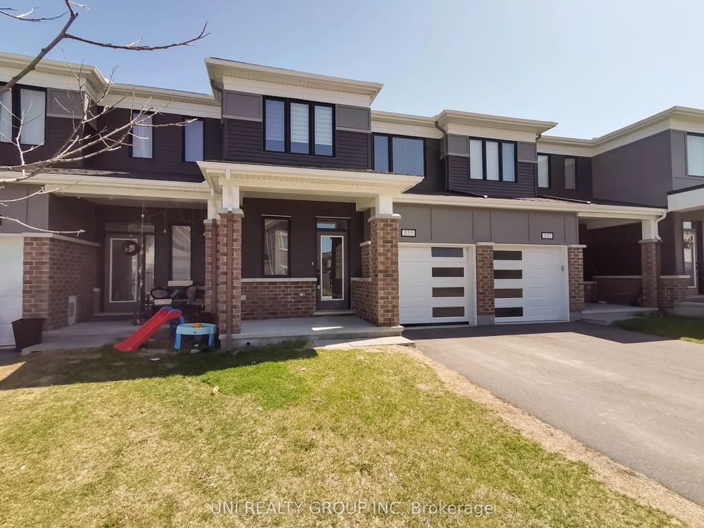 335 Aphelion Crescent, Barrhaven