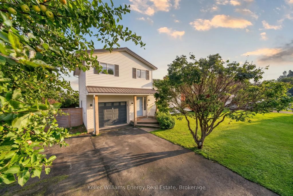 5 Harbourview Crescent, Prince Edward County