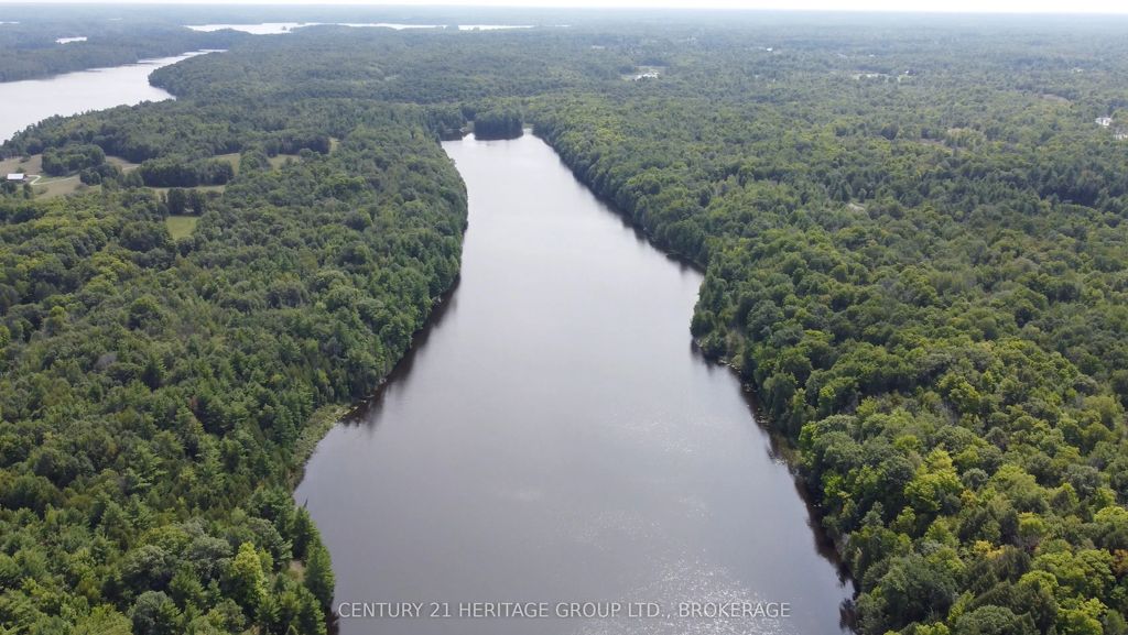 Anderson Road, Frontenac