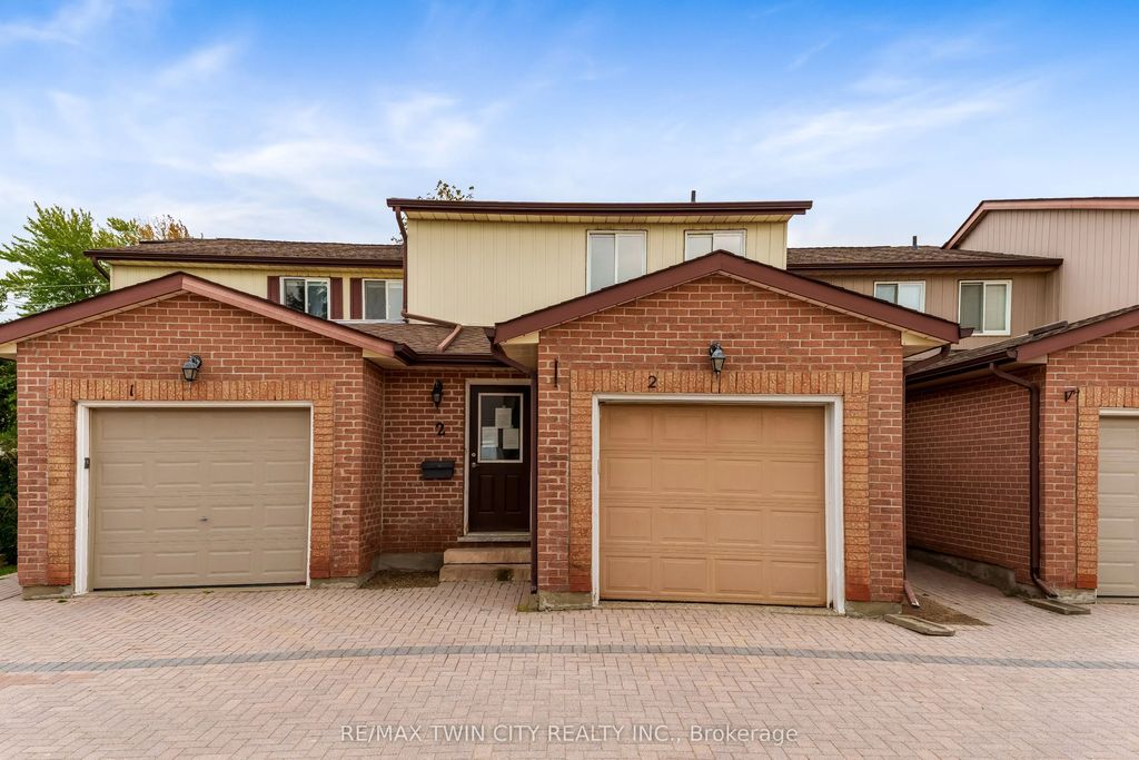 25 Valleyview Road 2, Kitchener