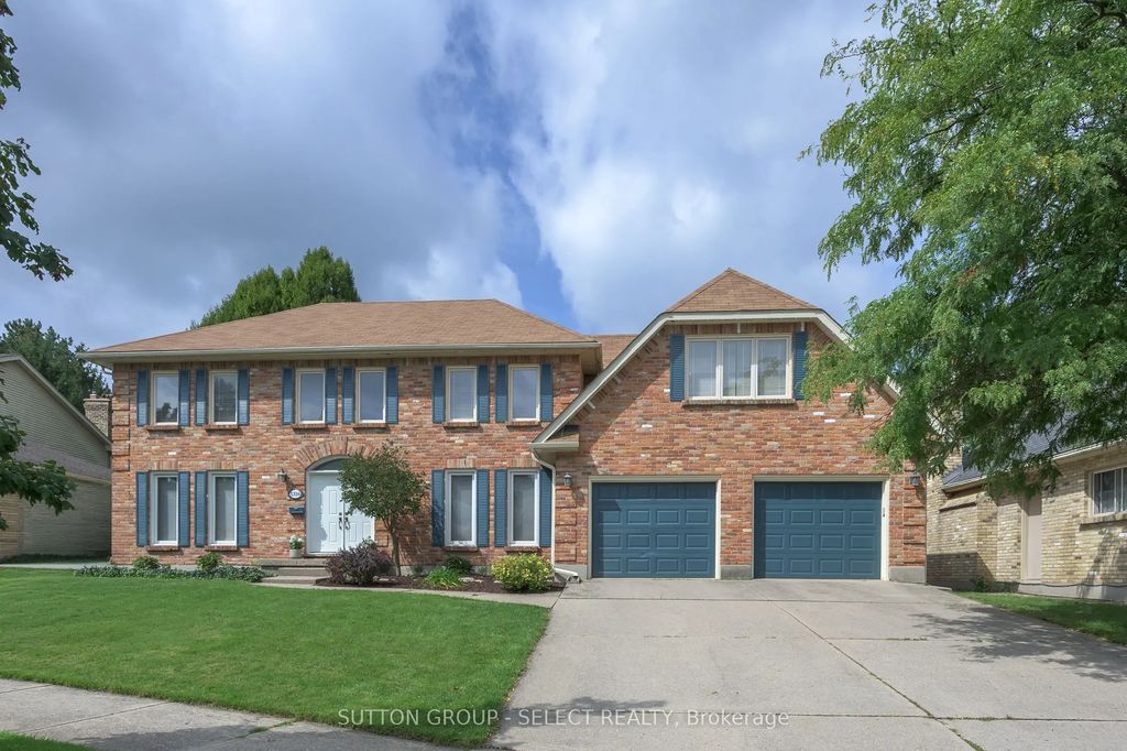 1316 Corley Drive N, London North