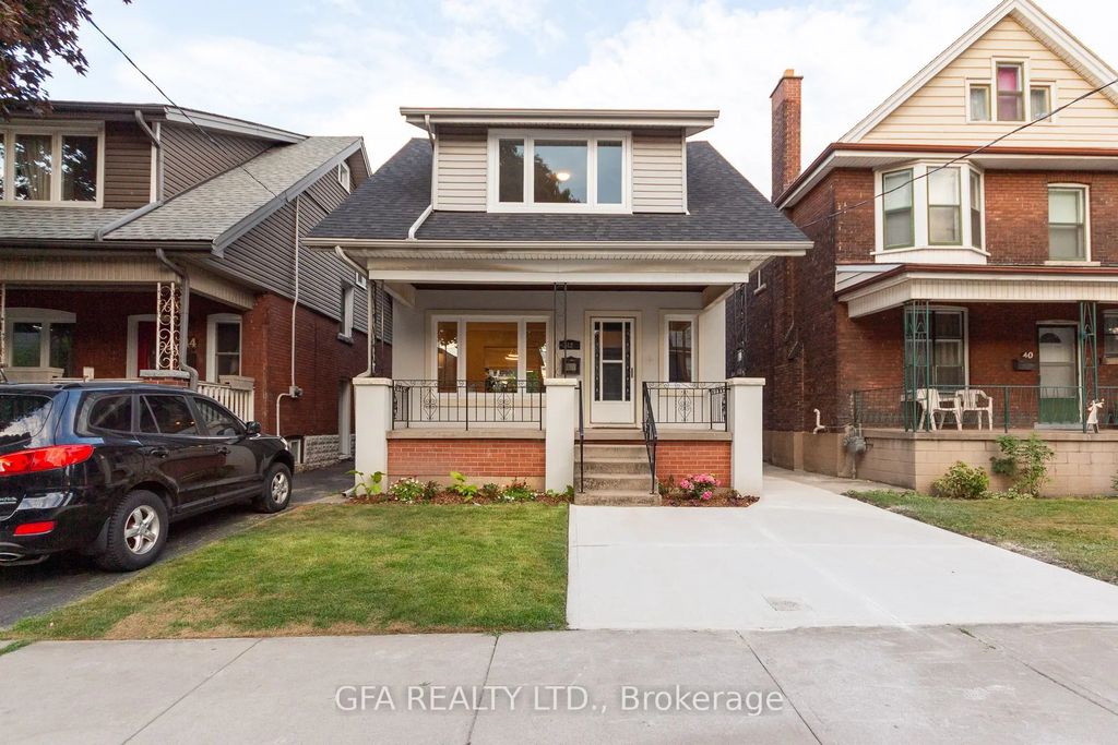 42 Barnesdale Avenue N, Hamilton