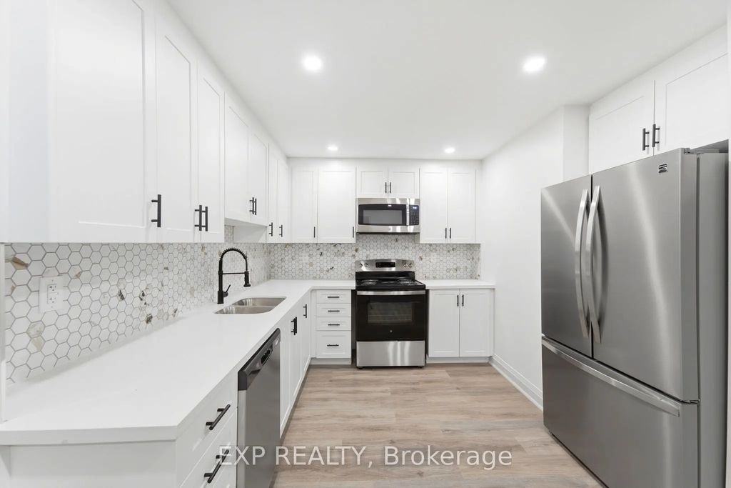 4422 Huron Street 110, Niagara Falls