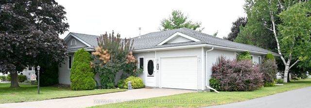 1 Reynolds Place N, Prince Edward County