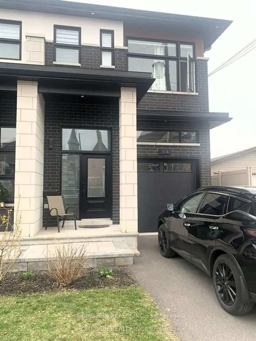 314 Cyr Avenue A, Vanier and Kingsview Park