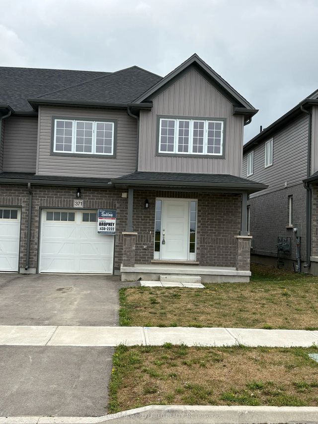 371 Kennington Way, London South