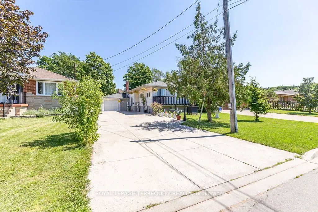134 Homeside Avenue, Hamilton
