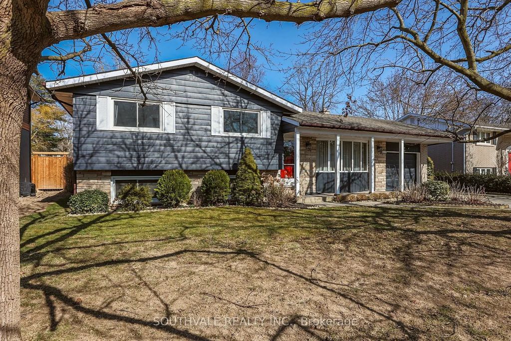 305 Centre Street, Niagara-on-the-Lake