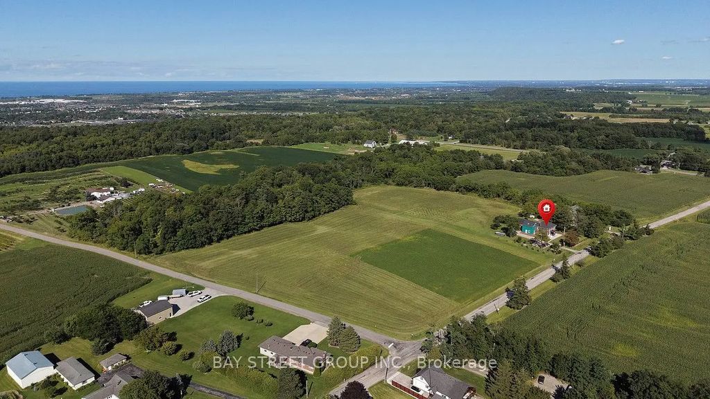 5255 Philp Road, Lincoln