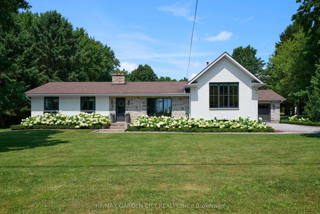 377 Canboro Road, Pelham