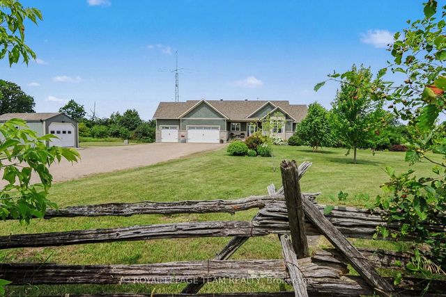 10 Old Kingston Road, Rideau Lakes