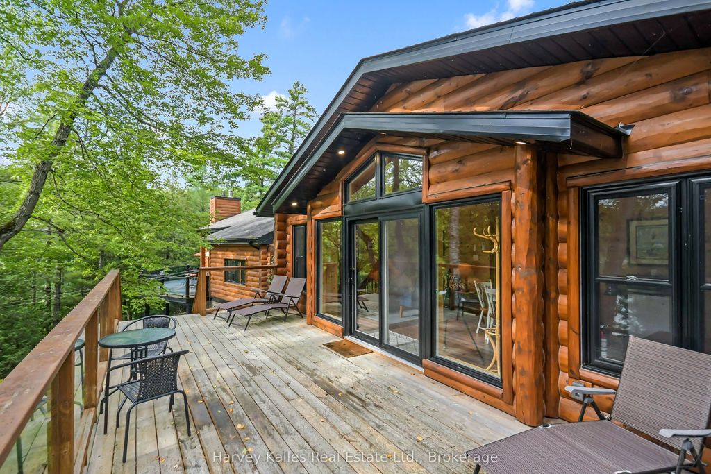 1113 Golf Avenue Road Unit #9, Muskoka Lakes