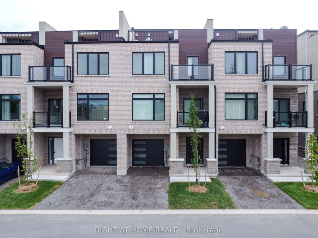 292 Vine Street 19, St. Catharines