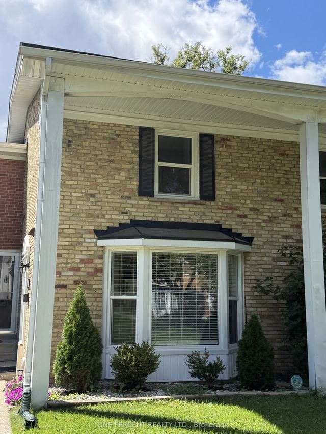 Photo of Listing #X13750970