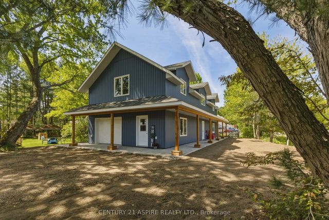 32 Wilson Street, Laurentian Hills