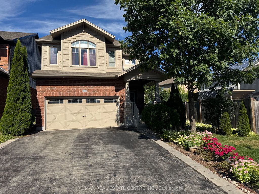 32 Hodgson Drive, Guelph