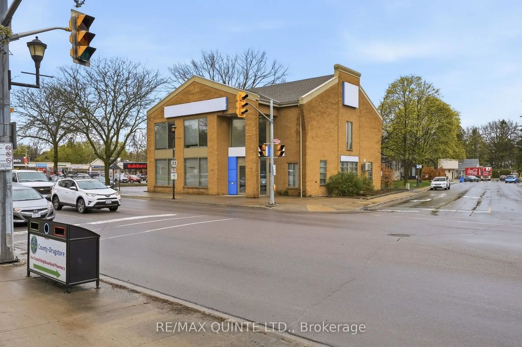 115 Picton Main Street, Prince Edward County