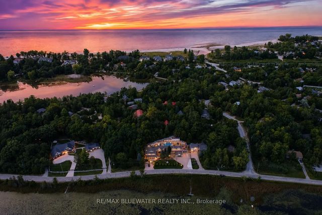 7196 Outer Drive, Lambton Shores